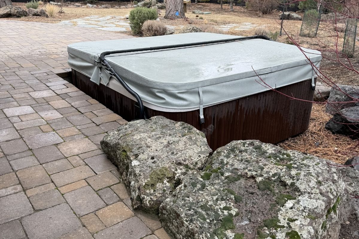 Outdoor patio with hardscaping