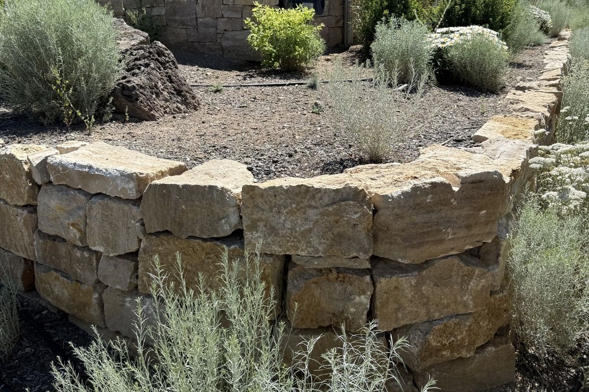 Concrete block retaining wall