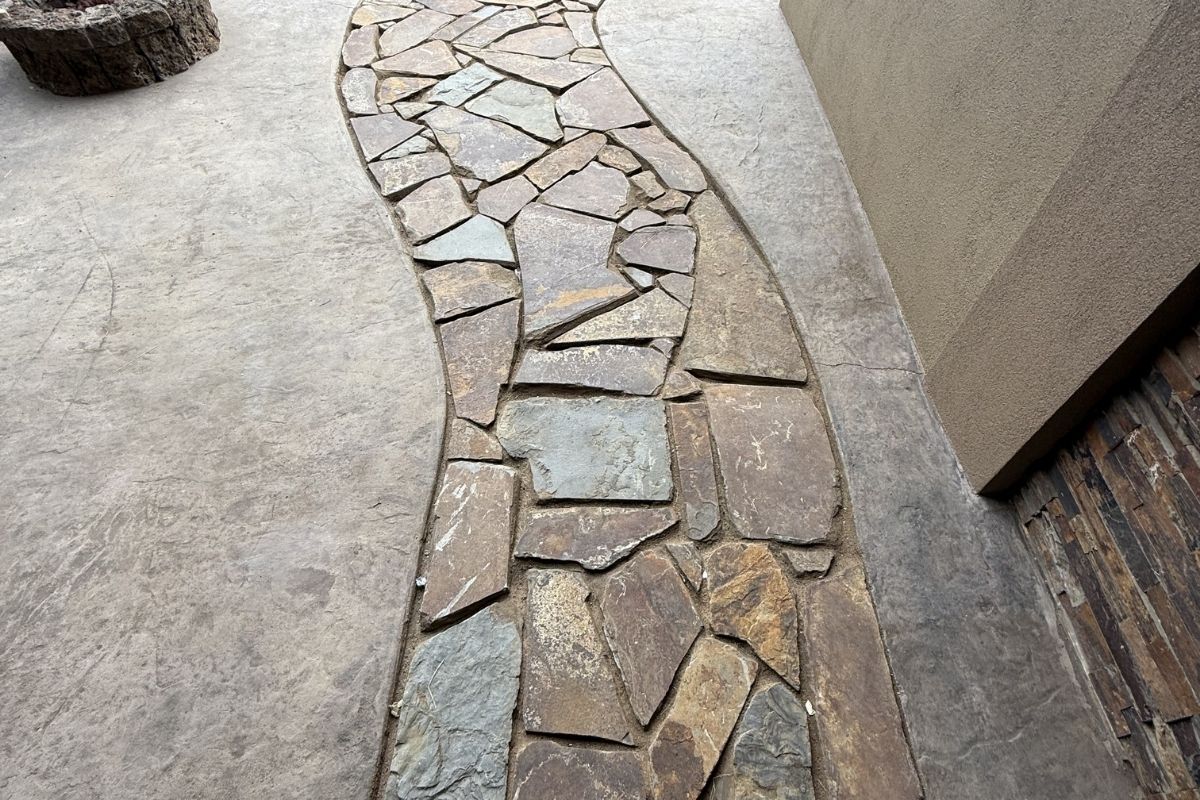 Flagstone and Stone Walkways